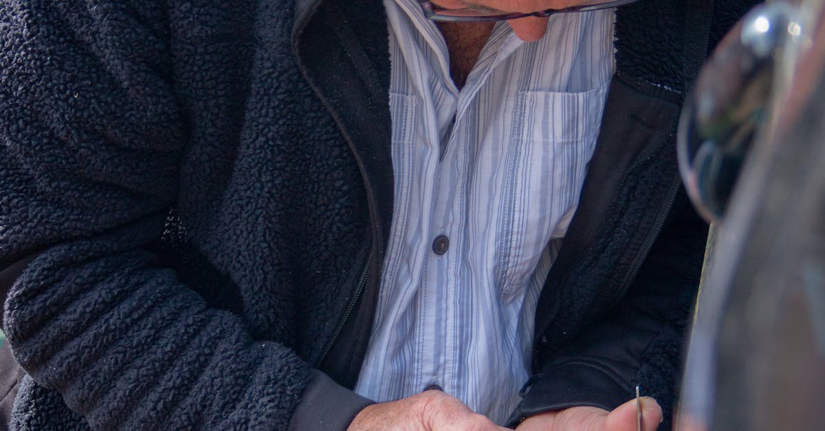 How much does it cost to install a bedroom lock?